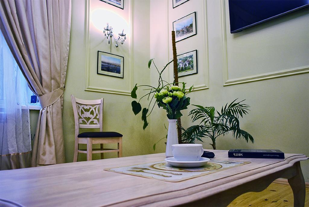 Classic Apartment On Zhukovskoho Odessza Kültér fotó